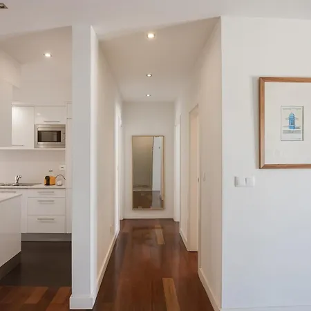 Daire Bright 2br Terrace In Estrela *