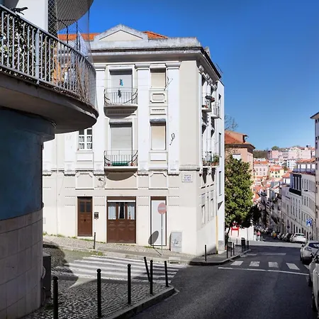 Bright 2br Terrace In Estrela * Lisbon